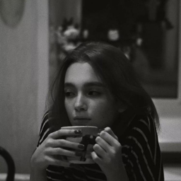 Ioana R.