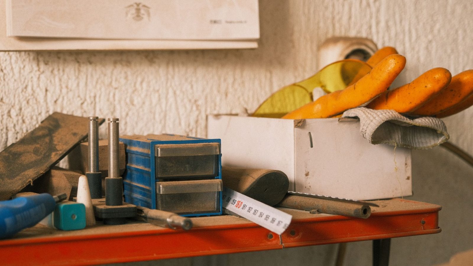 Borsetă de scule pentru talie: Cum să o alegi pe cea potrivită