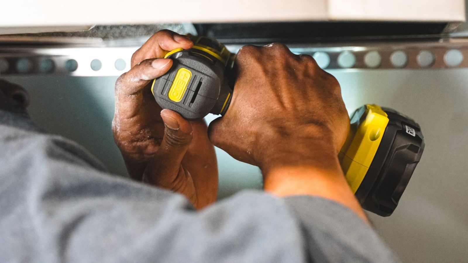 Husă pentru șurubelniță electrică: Cum alegi soluția potrivită pentru protecție și transport